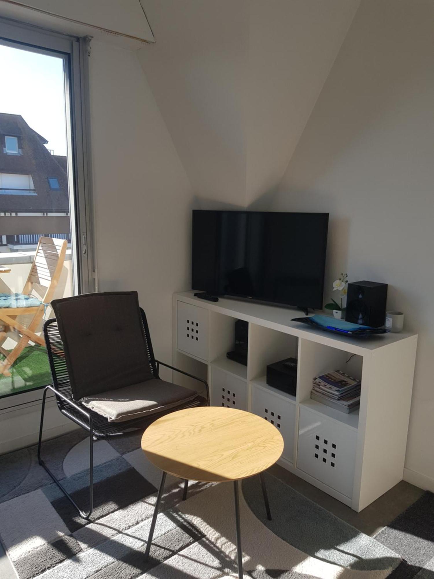 Appartement Liza 2 Pieces Vue Mer A Cabourg Bagian luar foto